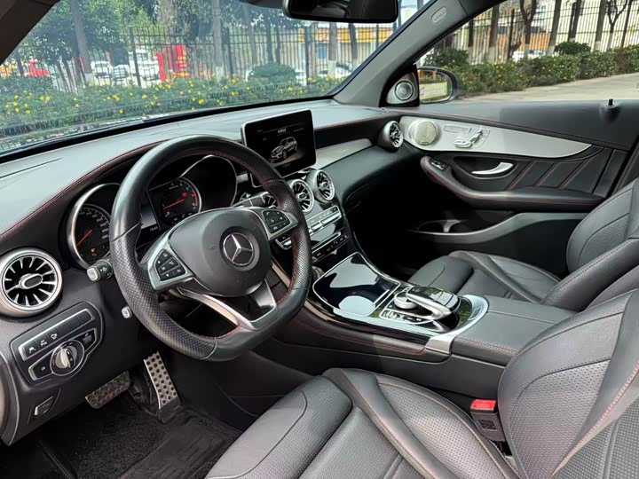 Mercedes-Benz GLC 2017 AMG GLC 43 4 MATIC — фото 30