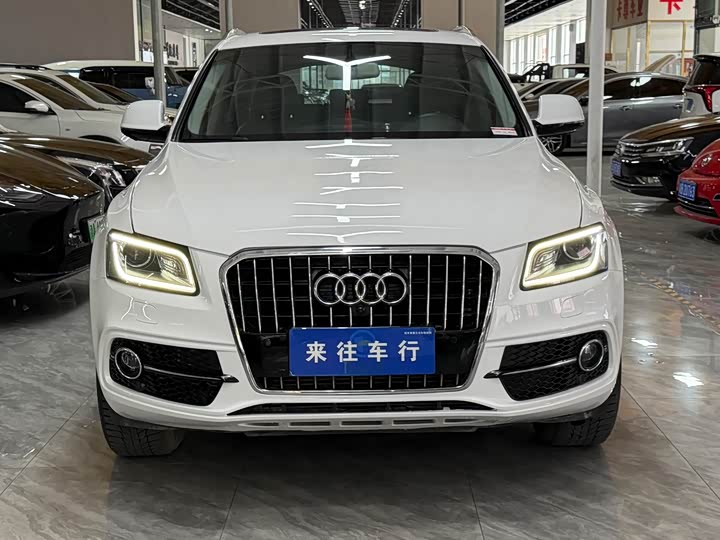 Audi Q5 2017 Plus 40 TFSI — фото 2