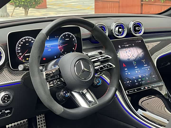 Mercedes-Benz C-Class 2024 AMG C 43 4 MATIC — фото 17