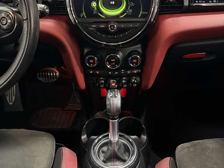 MINI Hatch — фото 11