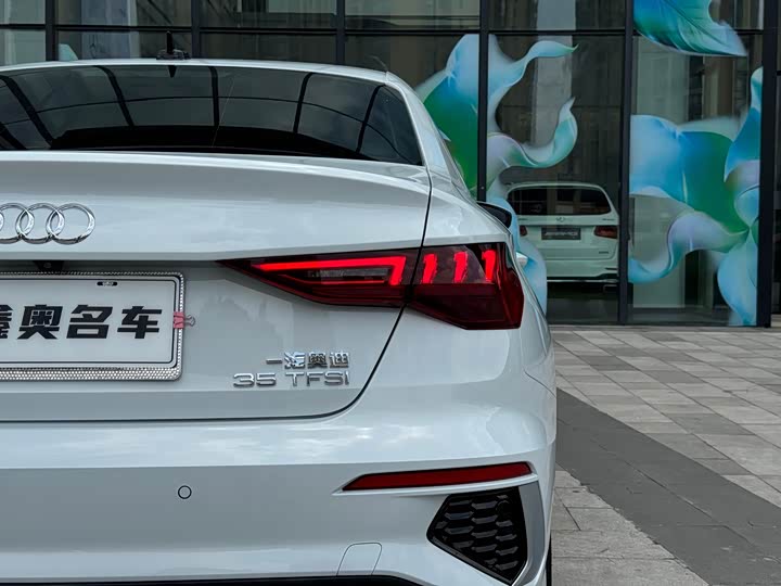 Audi A3 2024 A 3 L Limousine 35 TFSI Sport — фото 9