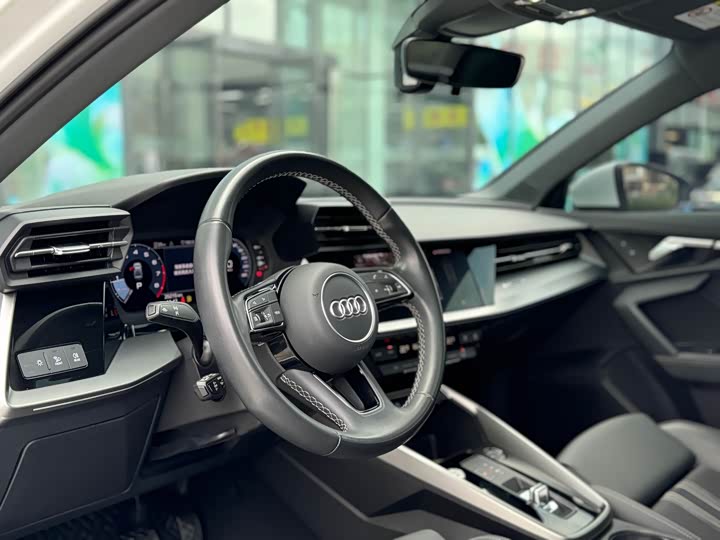 Audi A3 2024 A 3 L Limousine 35 TFSI Sport — фото 15