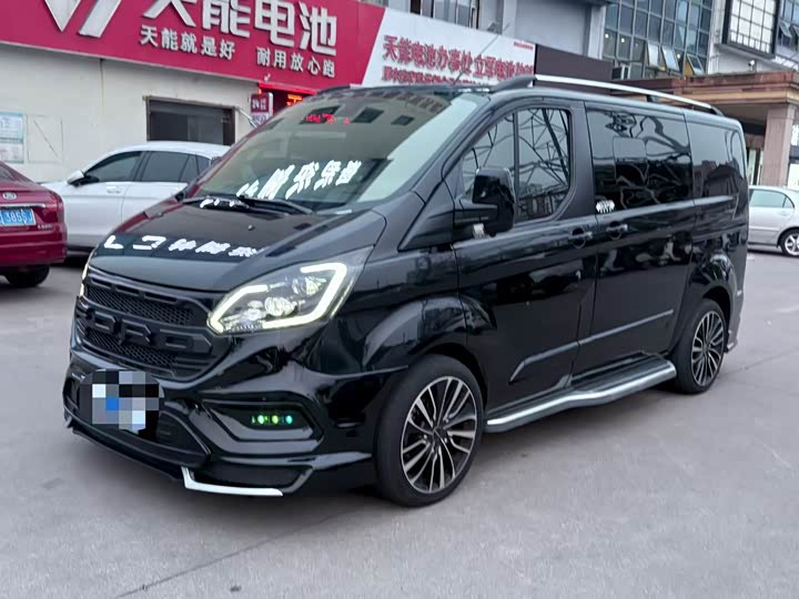 Ford Tourneo — фото 2