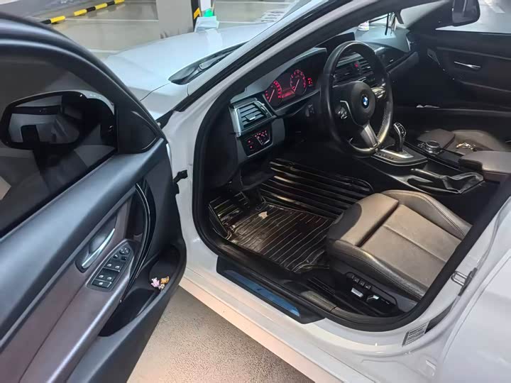 BMW 3-Series 2018 320 Li Leading M — фото 8
