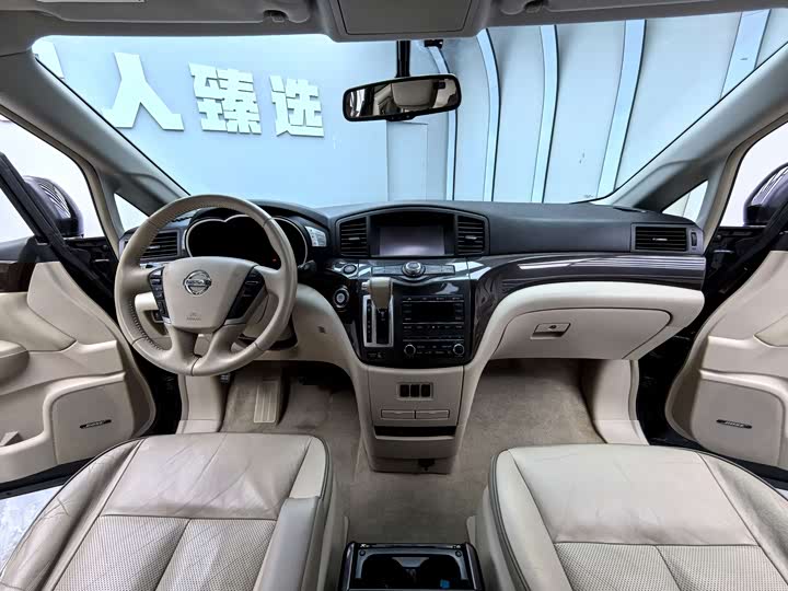 Nissan Quest — фото 6