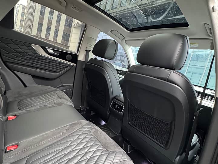 Hongqi HS5 2022 2.0 T 4 WD — фото 12
