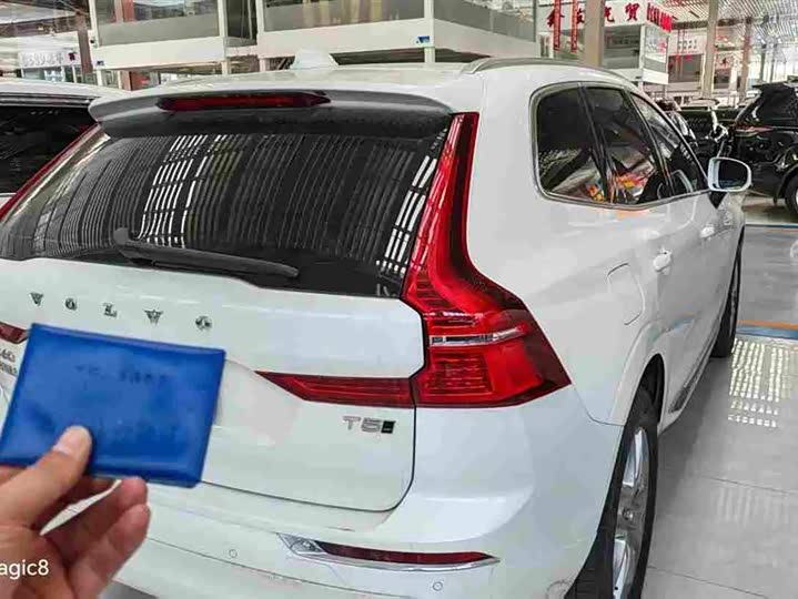 Volvo XC60 2021 T 5 4 WD — фото 7