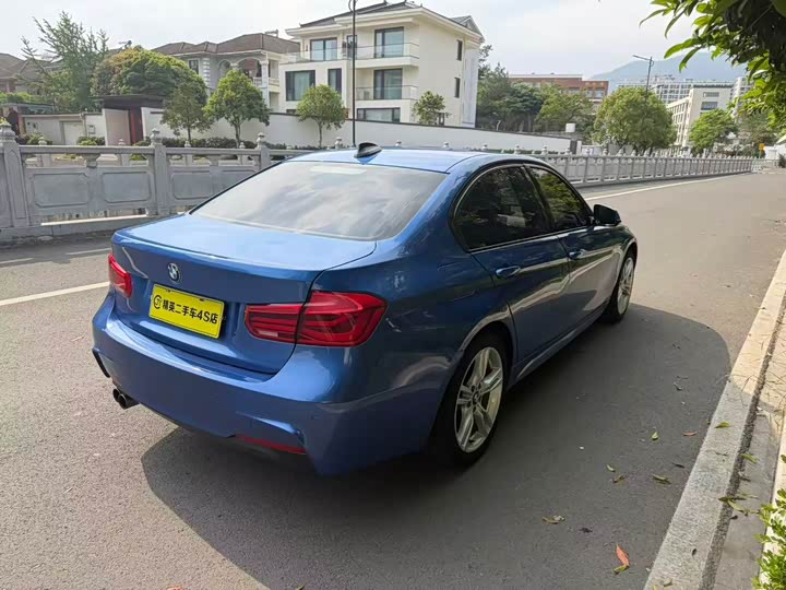 BMW 3 Series 320i M спорт — фото 4