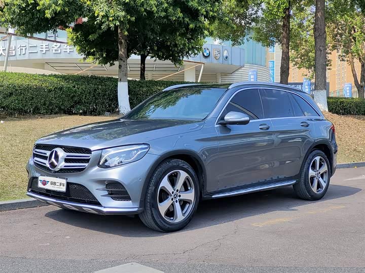 Mercedes-Benz GLC 2017 GLC 260 4 MATIC Luxury — фото 1