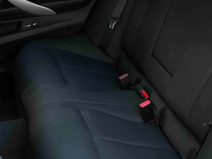 BMW 3-Series 2014 320 Li — фото 12