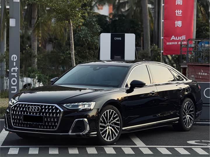 Audi A8 2024 A 8 L 55 TFSI quattro Flagship