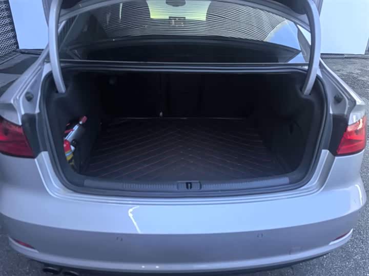Audi A3 2014 Limousine 35 TFSI ATLuxury — фото 13