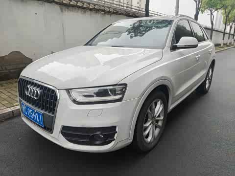 Audi Q3 2016 30 TFSI — фото 11