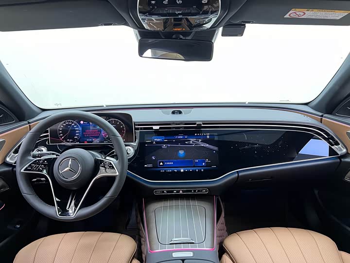 Mercedes-Benz E-Class 2024 E 300 L Luxury — фото 16