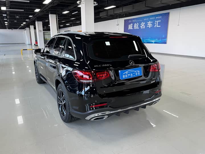 Mercedes-Benz GLC 2021 GLC 260 L 4 MATIC Luxury — фото 3