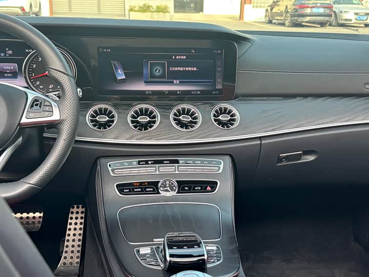 Mercedes-Benz E-Class 2018 E 200 4 MATIC — фото 24