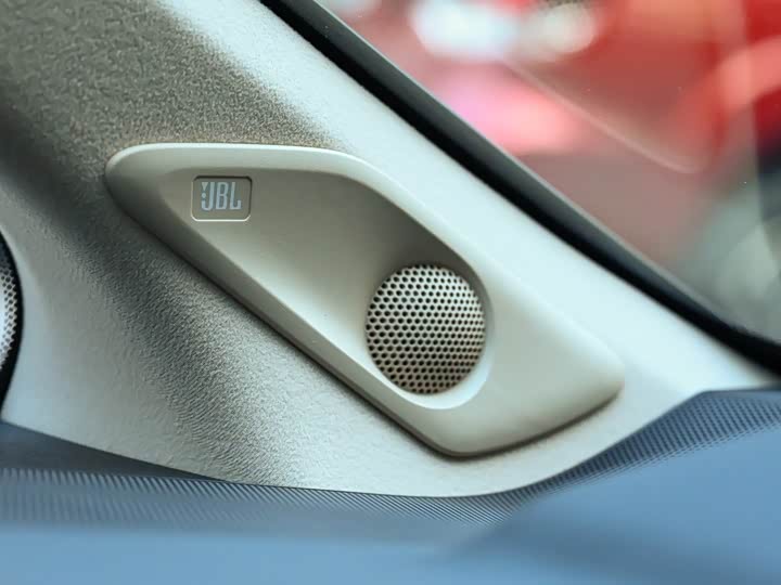 Toyota Vellfire — фото 16