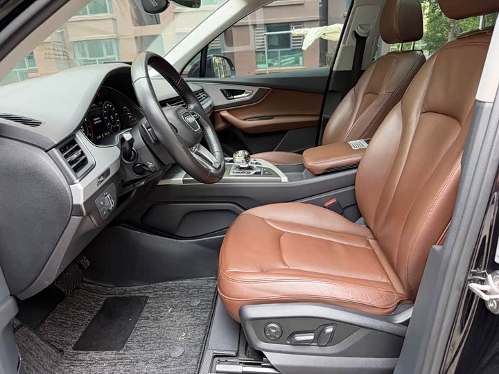 Audi Q7 2018 40 TFSI Comfort — фото 4