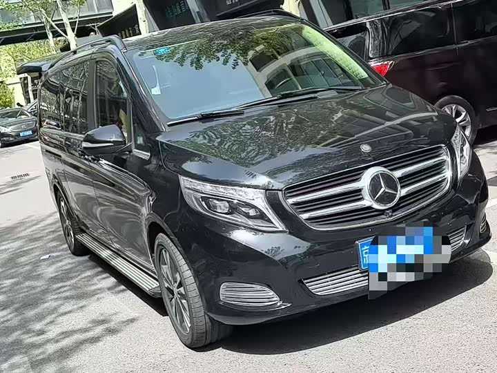 Mercedes-Benz V-Class 2017 V 260 L — фото 2