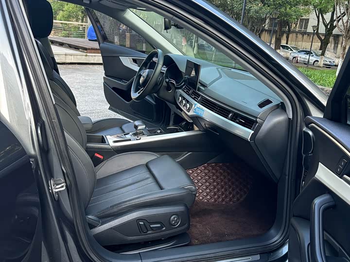 Audi A4L 2020 40 TFSI — фото 13