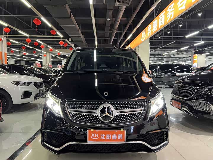 Mercedes-Benz V-Class 2017 V 260 L — фото 2