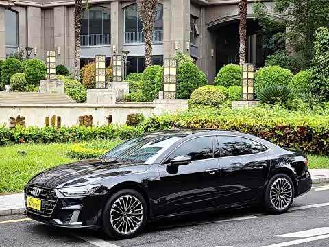 Audi A7L 2024 45 TFSI Luxury — фото 29