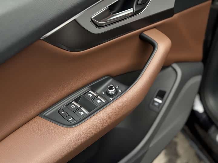 Audi Q7 2018 40 TFSI Comfort — фото 7