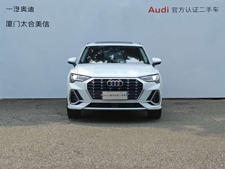 Audi Q3 2023 35 TFSI (1.5 T) — фото 3