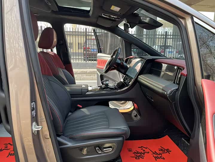 Trumpchi M8 2023 — фото 15