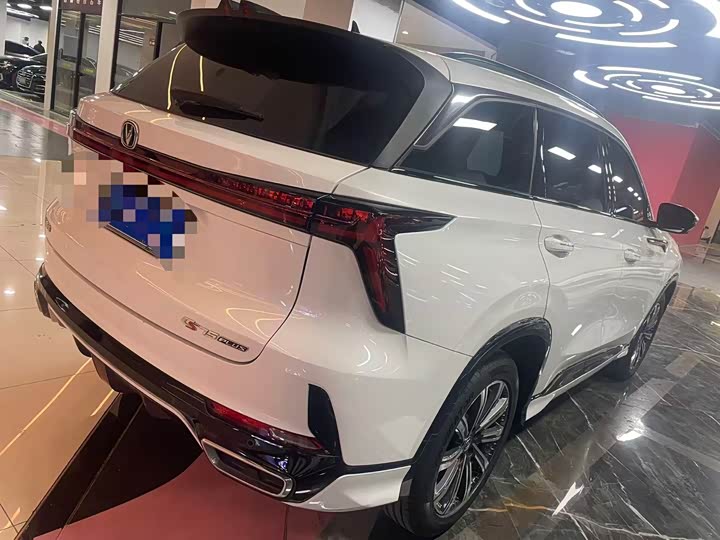 Changan CS75 PLUS 2024 1.5 T — фото 14