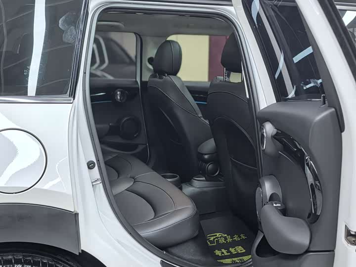 MINI Hatch — фото 13