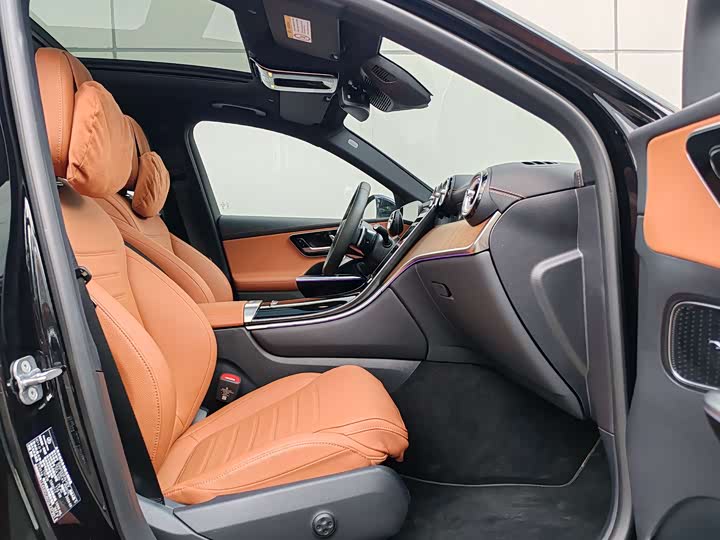 Mercedes-Benz GLC 2025 350 e L 4 MATIC — фото 12