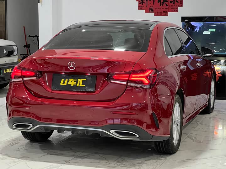 Mercedes-Benz A-Class 2022 A 200 L — фото 7