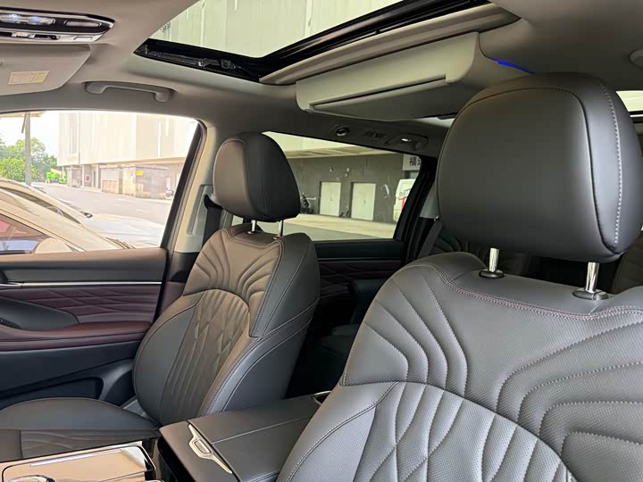 Trumpchi M8 2024 400 T — фото 19