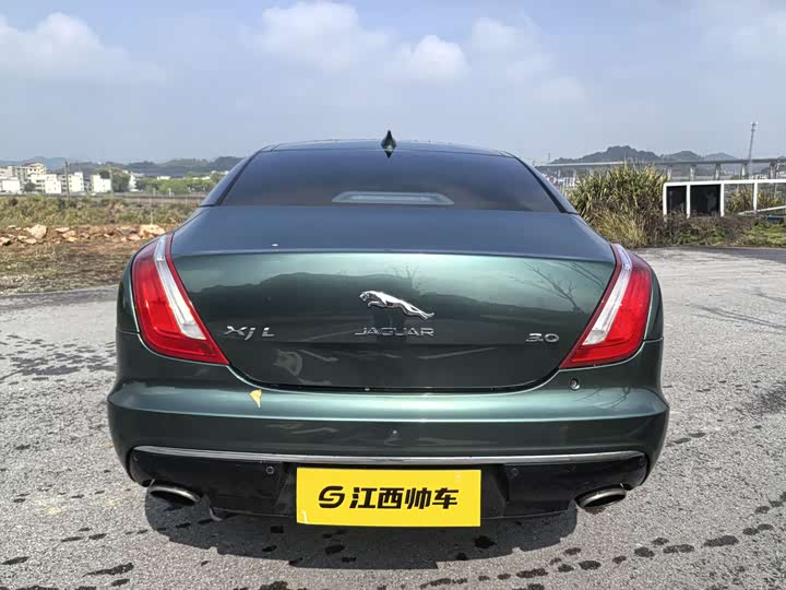 Jaguar XJ 2016 XJL 2.0 T 2 WD — фото 9