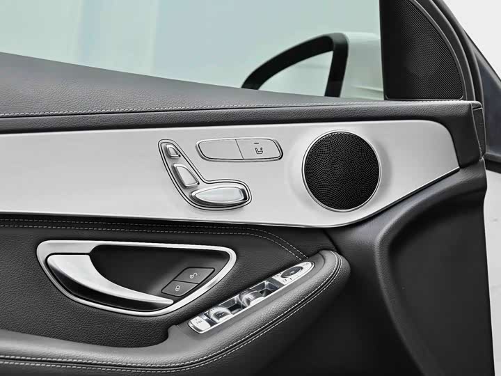 Mercedes-Benz GLC 2020 GLC 260 L 4 MATIC — фото 21