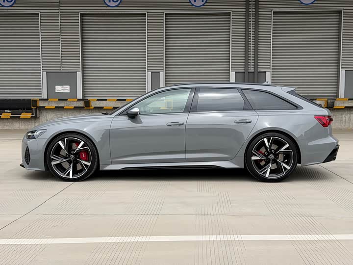 Audi RS 6 2022 RS 6 4.0 T Avant — фото 20