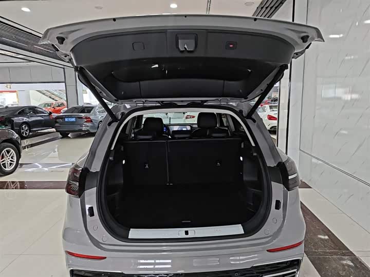 Hongqi HS5 2023 2.0 T Pro — фото 19
