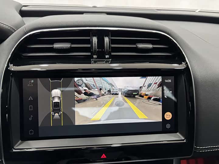 Jaguar XEL 2023 2.0 T 250 PS R-DYNAMIC S — фото 17