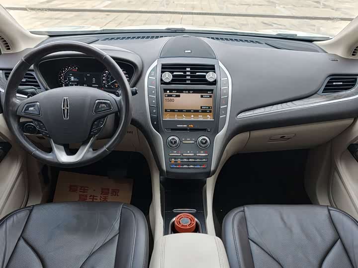 Lincoln MKC 2017 2.0 T 4 WD — фото 7