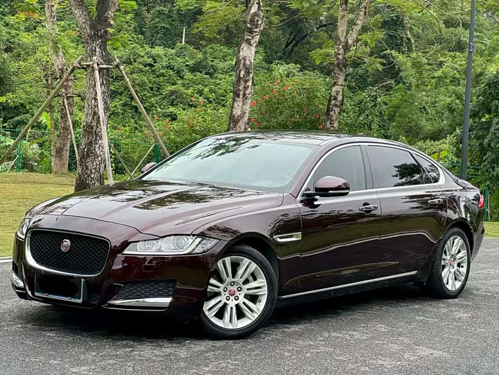 Jaguar XFL 2017 XFL 2.0 T 200 PS — фото 1