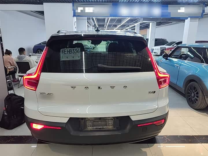 Volvo XC40 2021 T 4 WD — фото 6