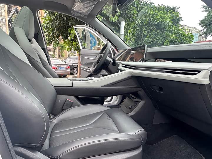 Changan CS75 PLUS 2024 1.5 T — фото 7