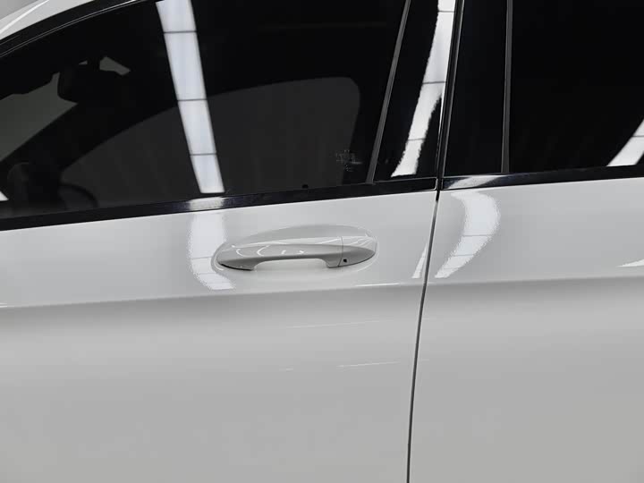 Mercedes-Benz GLC 2019 GLC 260 4 MATIC SUV — фото 21