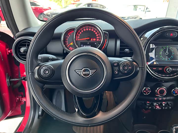 MINI Hatch — фото 15