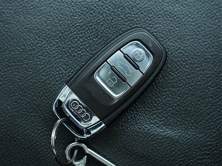 Audi A6L 2014 30 FSI Comfort — фото 18