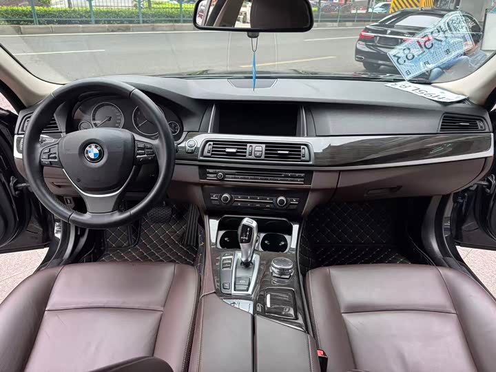 BMW 5-Series 2014 525 Li — фото 7