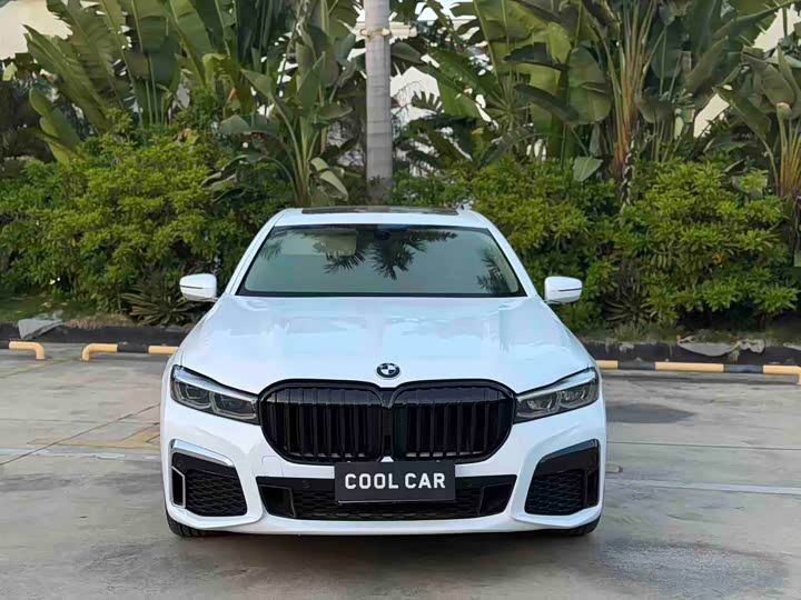 BMW 7-Series 2016 740 Li Leading — фото 3