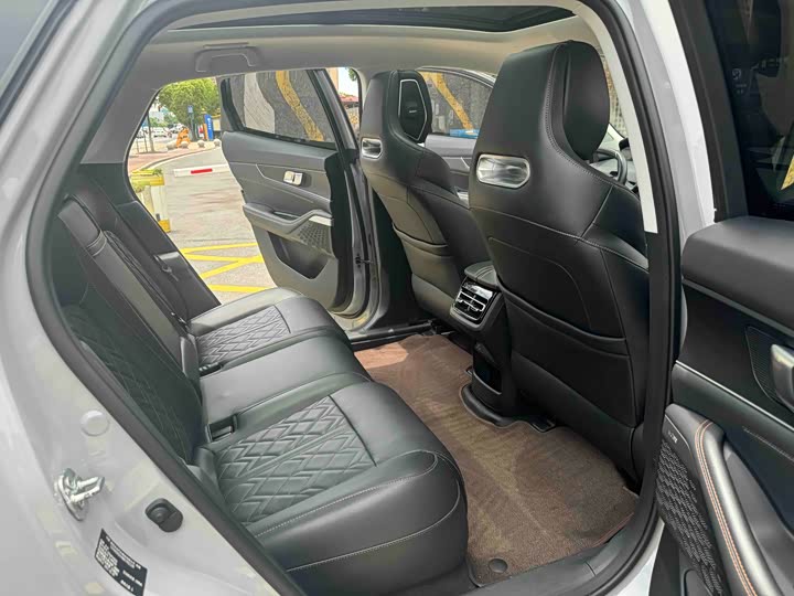 Changan UNI-K 2021 2.0 T Premium — фото 6