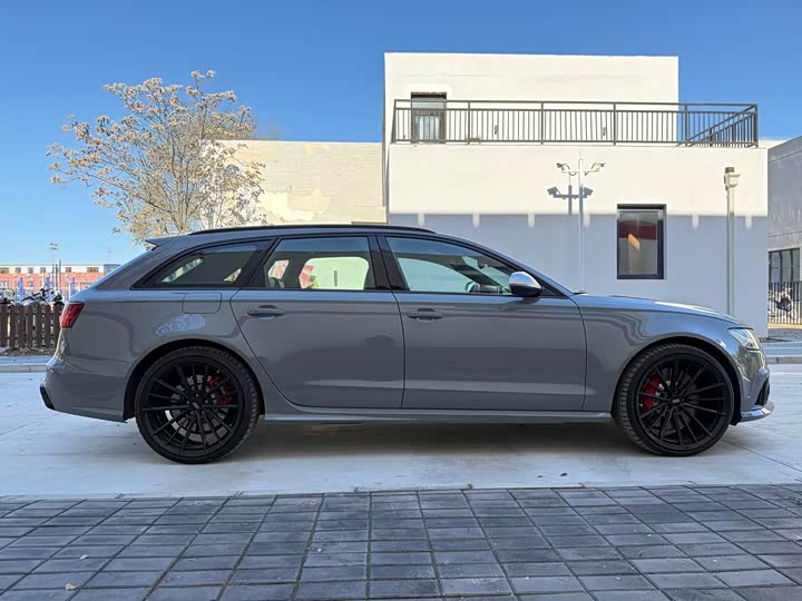 Audi RS6 2016 RS 6 4.0 T Avant — фото 3